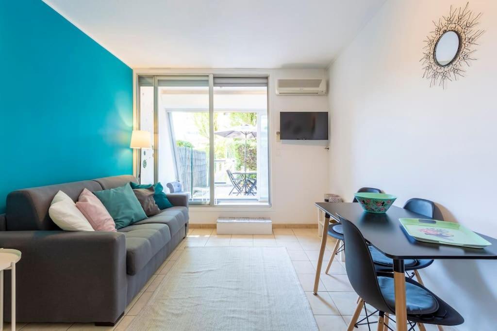 Chez Alexandra - Elegant Studio Avec Parking A Proximite Des Plages 라그랑모트 외부 사진